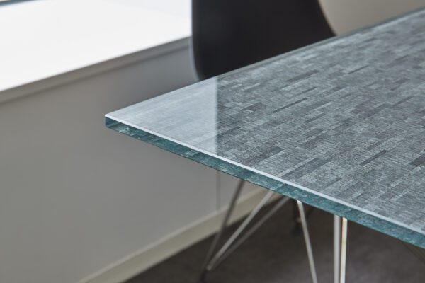 DG-1528 Blast Ceramic/Tile on a table